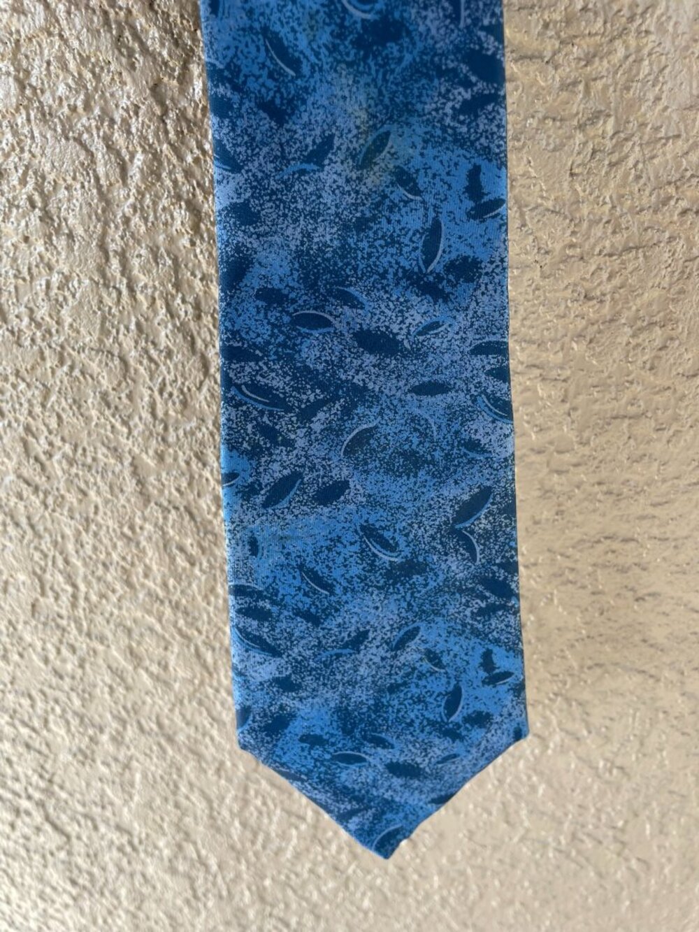 Vintage Yves Saint Laurent YSL Blue Abstract Leaf Silk Tie Designer Necktie